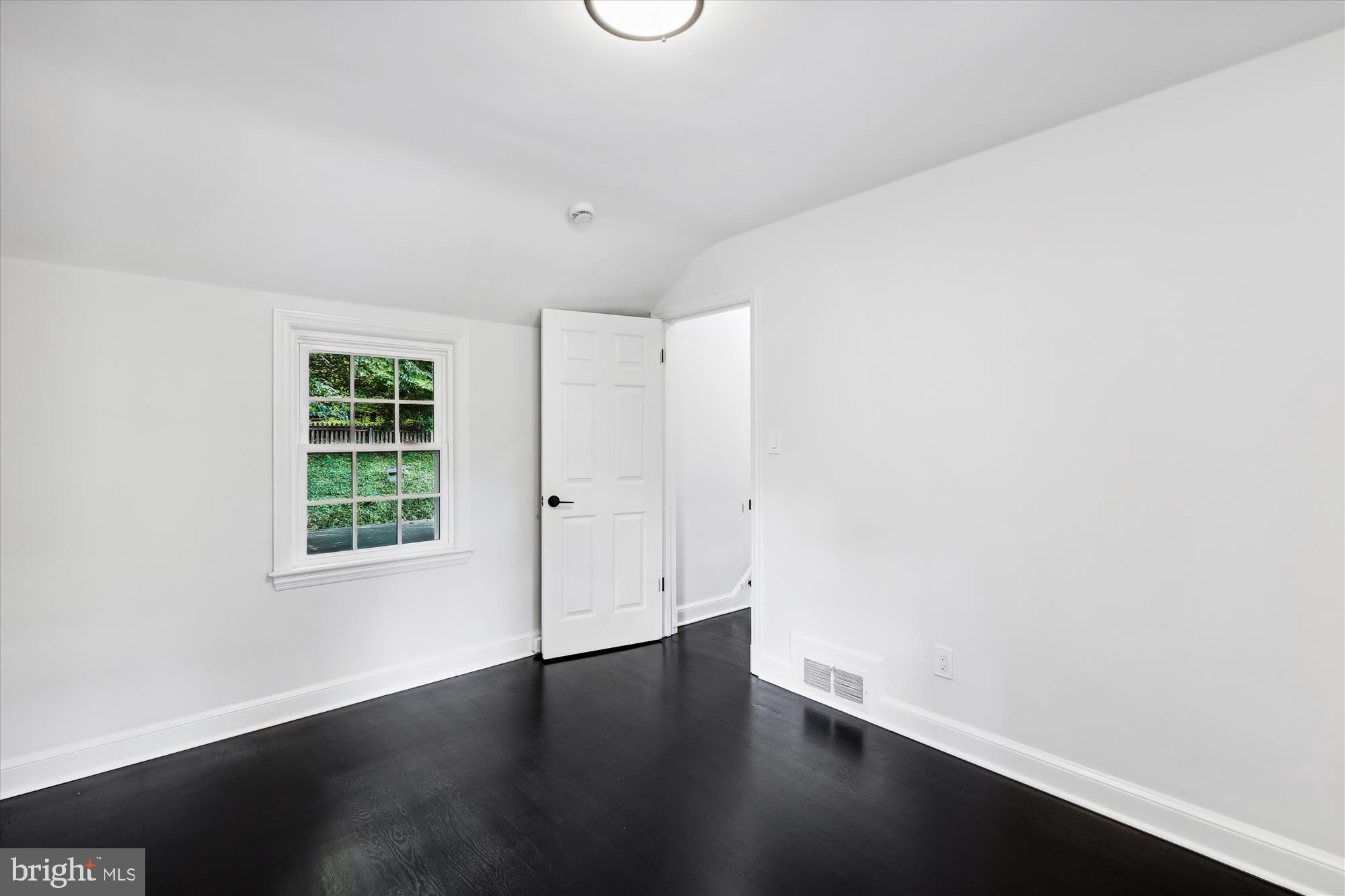 5913 Ramsgate Road Bethesda, MD 20816 - Photo 47 of 55 Bedroom