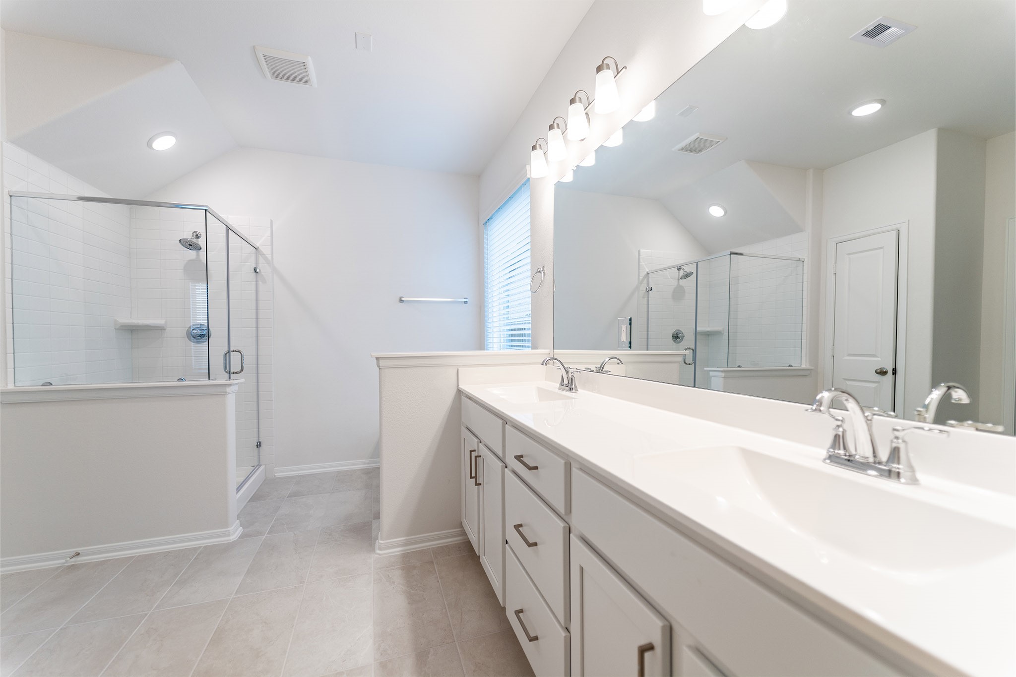1722 Navigation Lane Angleton, TX 77515 - Photo 13 of 24