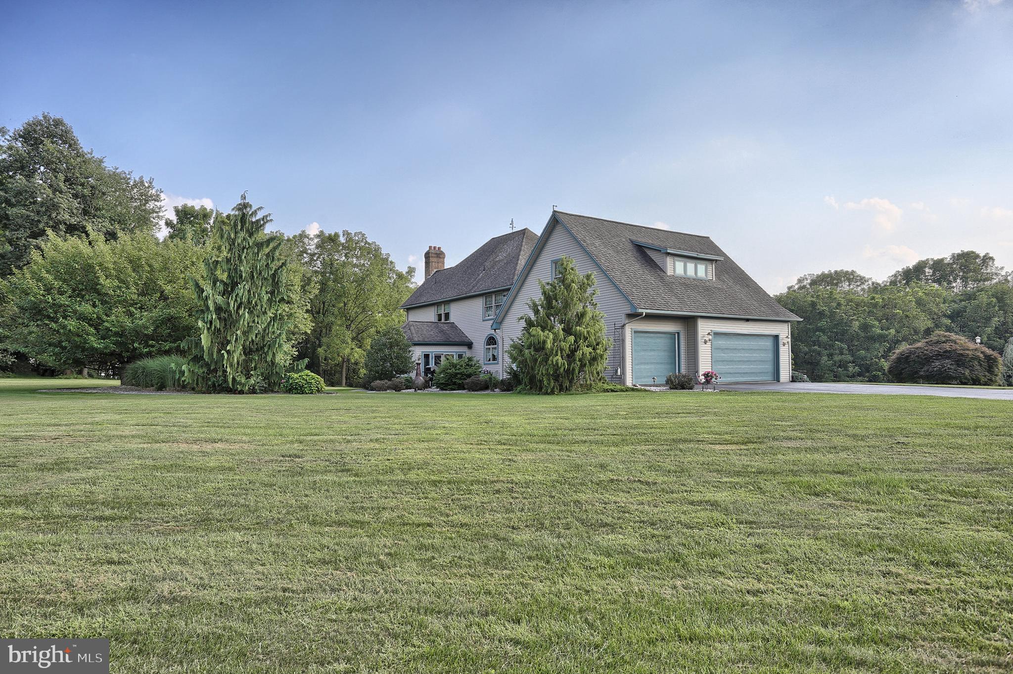 390 Golf Road Myerstown, PA 17067 - Photo 14 of 75 HUGE 29x35 three car side load garage