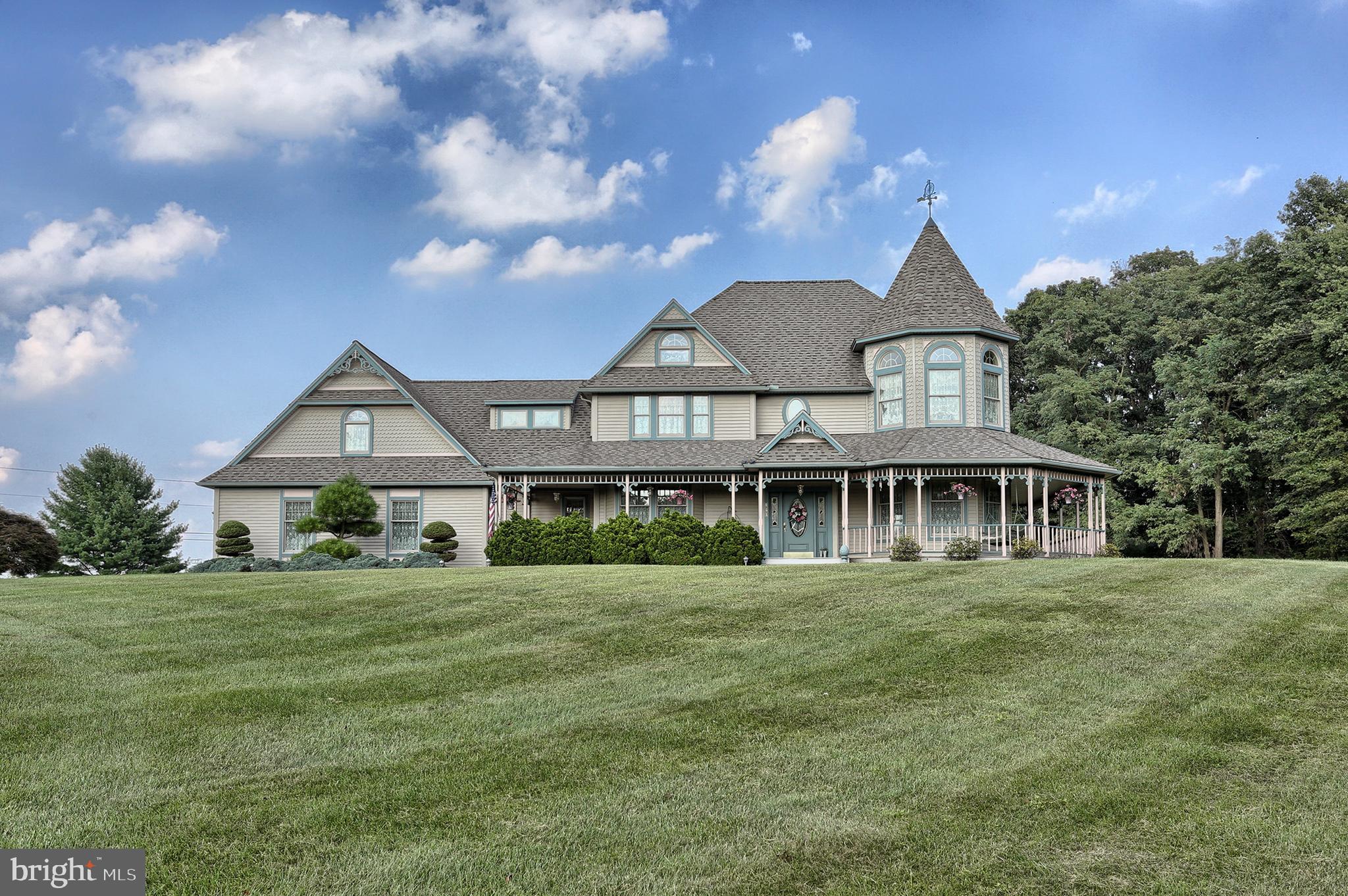390 Golf Road Myerstown, PA 17067 - Photo 3 of 75 Wonderful Victorian home. Zoned Ag