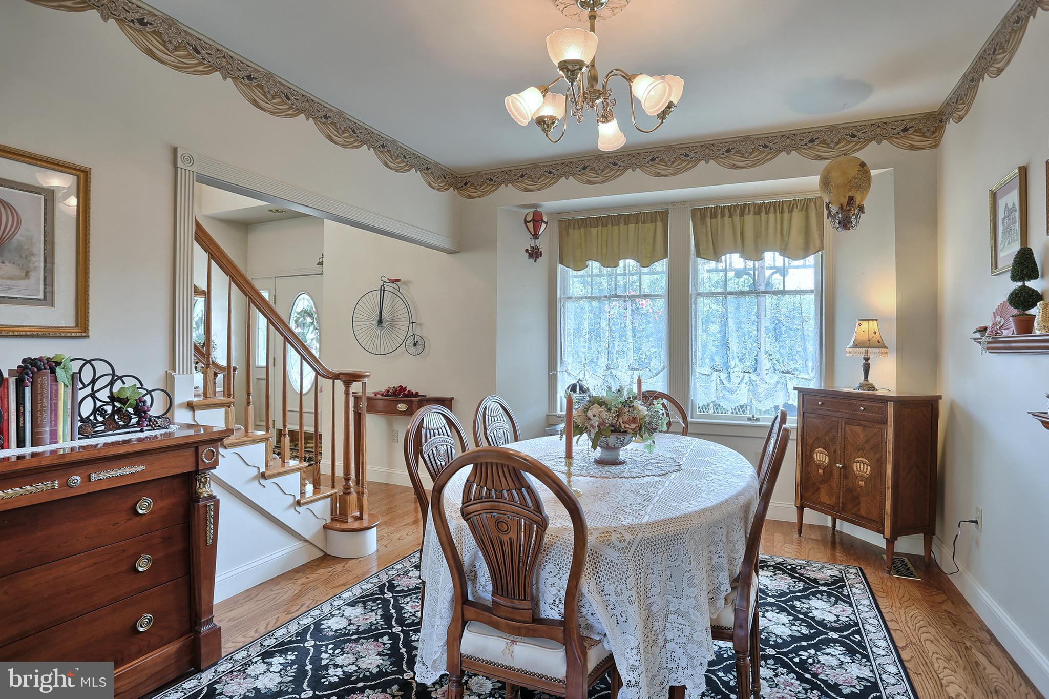 390 Golf Road Myerstown, PA 17067 - Photo 8 of 75 Formal 11x14 dining room with hardwood floors