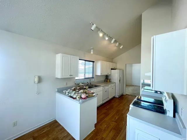 $274,900 | 5009 West Preakness Court, Muncie, IN 47304