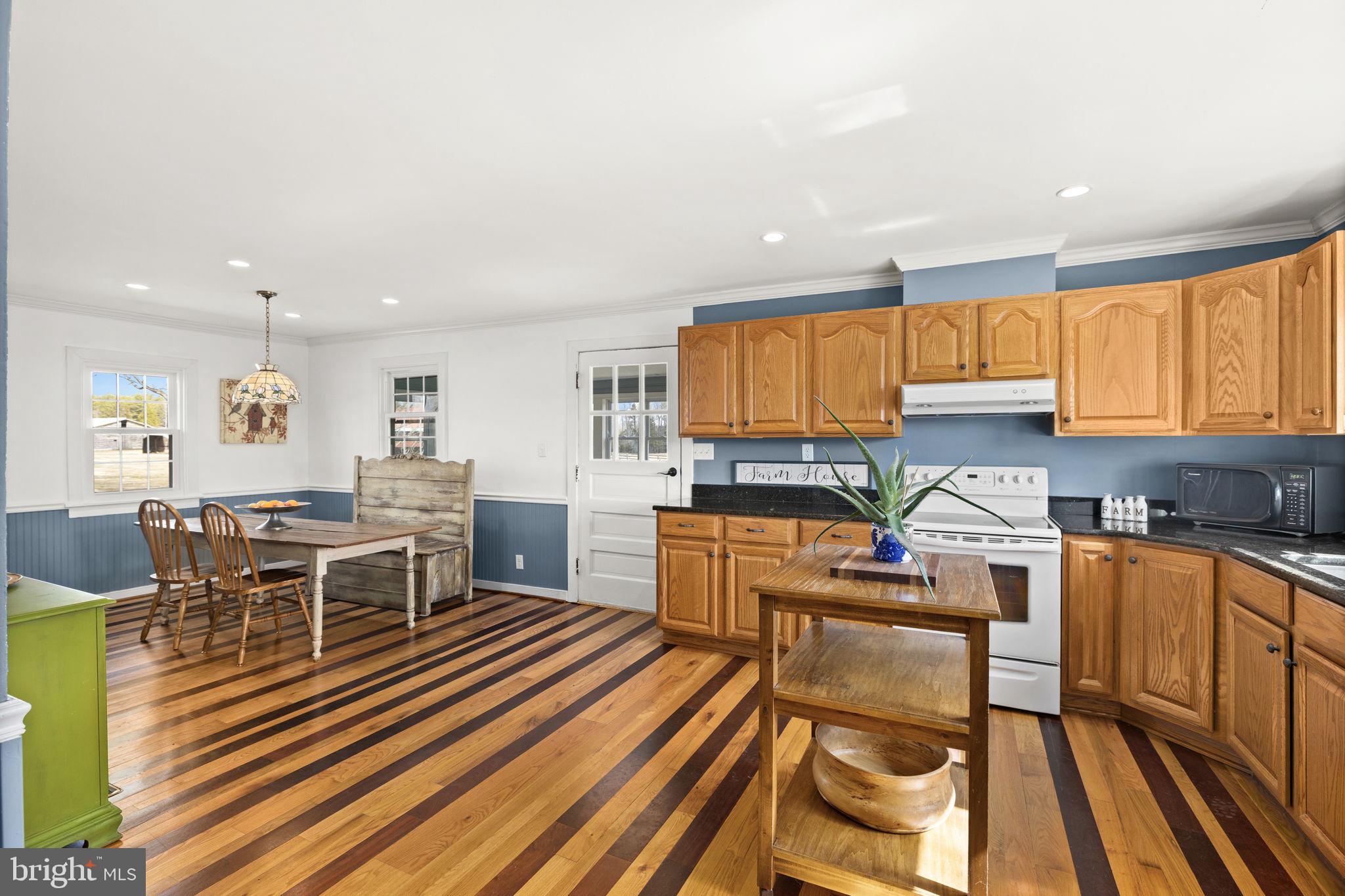 1815 Country Road Beaverdam, VA 23015 - Photo 29 of 104 Open kitchen and dining space