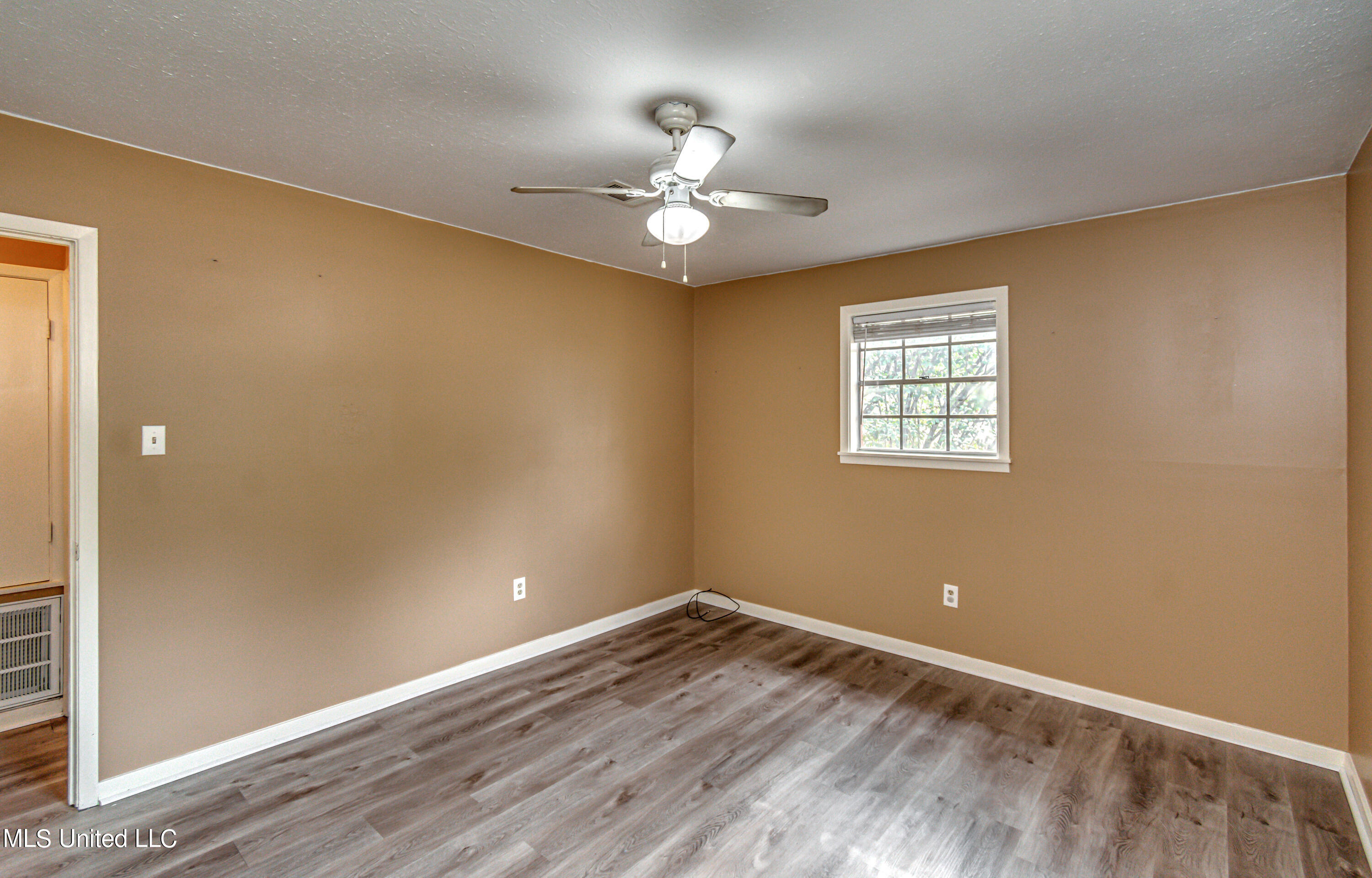 109 Springridge Drive Brandon, MS 39042 - Photo 28 of 47 109 Springridge Dr--6