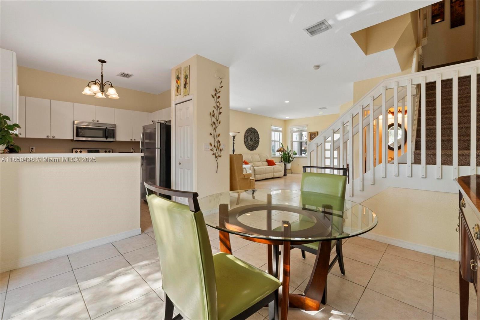 12195 Southwest 124th Path Miami, FL 33186 - Photo 12 of 42 Gallery Image 12