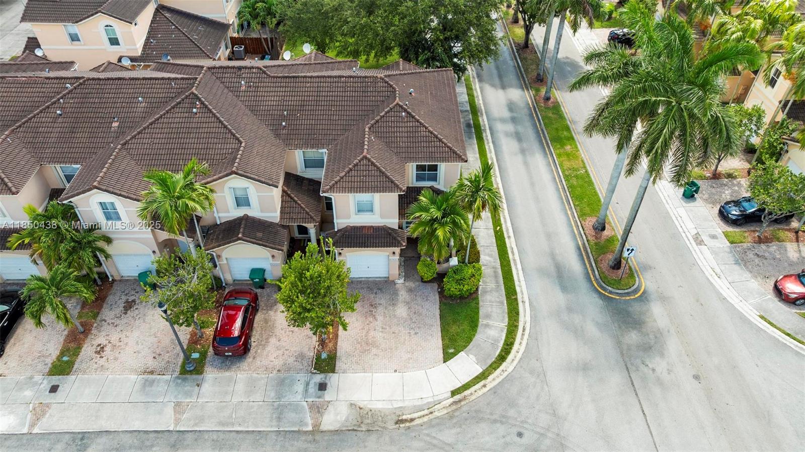12195 Southwest 124th Path Miami, FL 33186 - Photo 39 of 42 Gallery Image 39