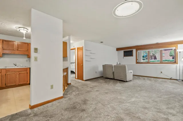 $229,900 | 5 Tsienneto Road, Unit 170, Derry, NH 03038