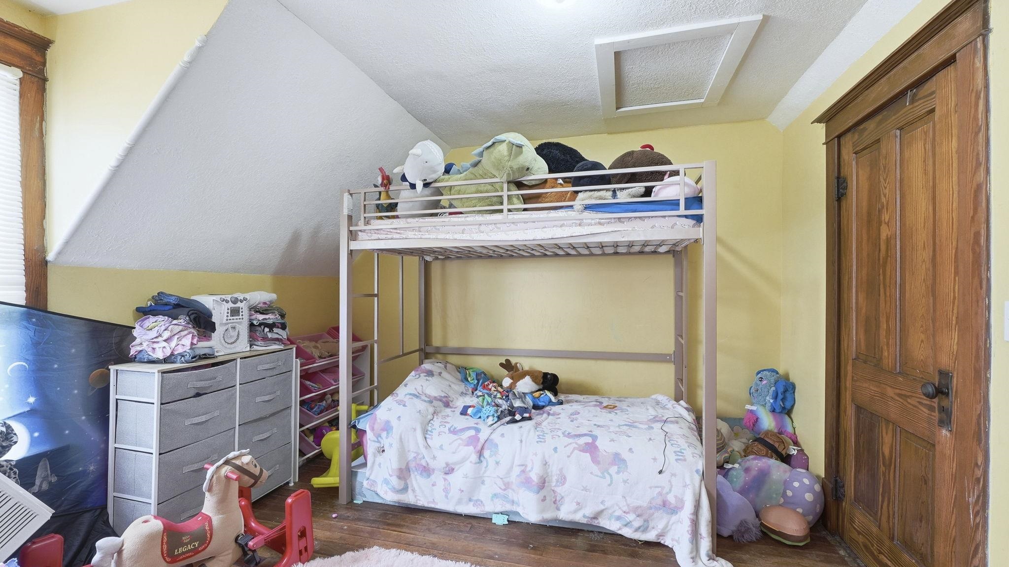 202 East Whitley Street Churubusco, IN 46723 - Photo 14 of 27