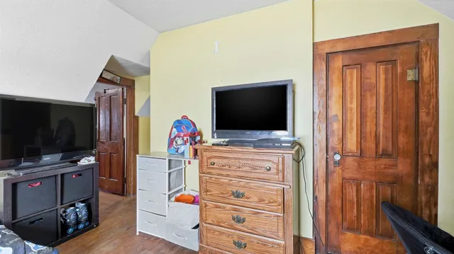 $179,900 | 202-204 East Whitley Street, Unit 2, Churubusco, IN 46723