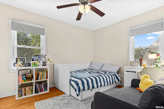 $186,500 | 202 North Street, Washington, IL 61571