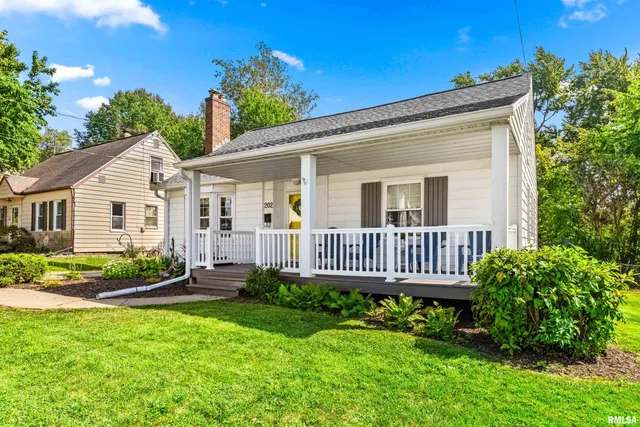 $186,500 | 202 North Street, Washington, IL 61571