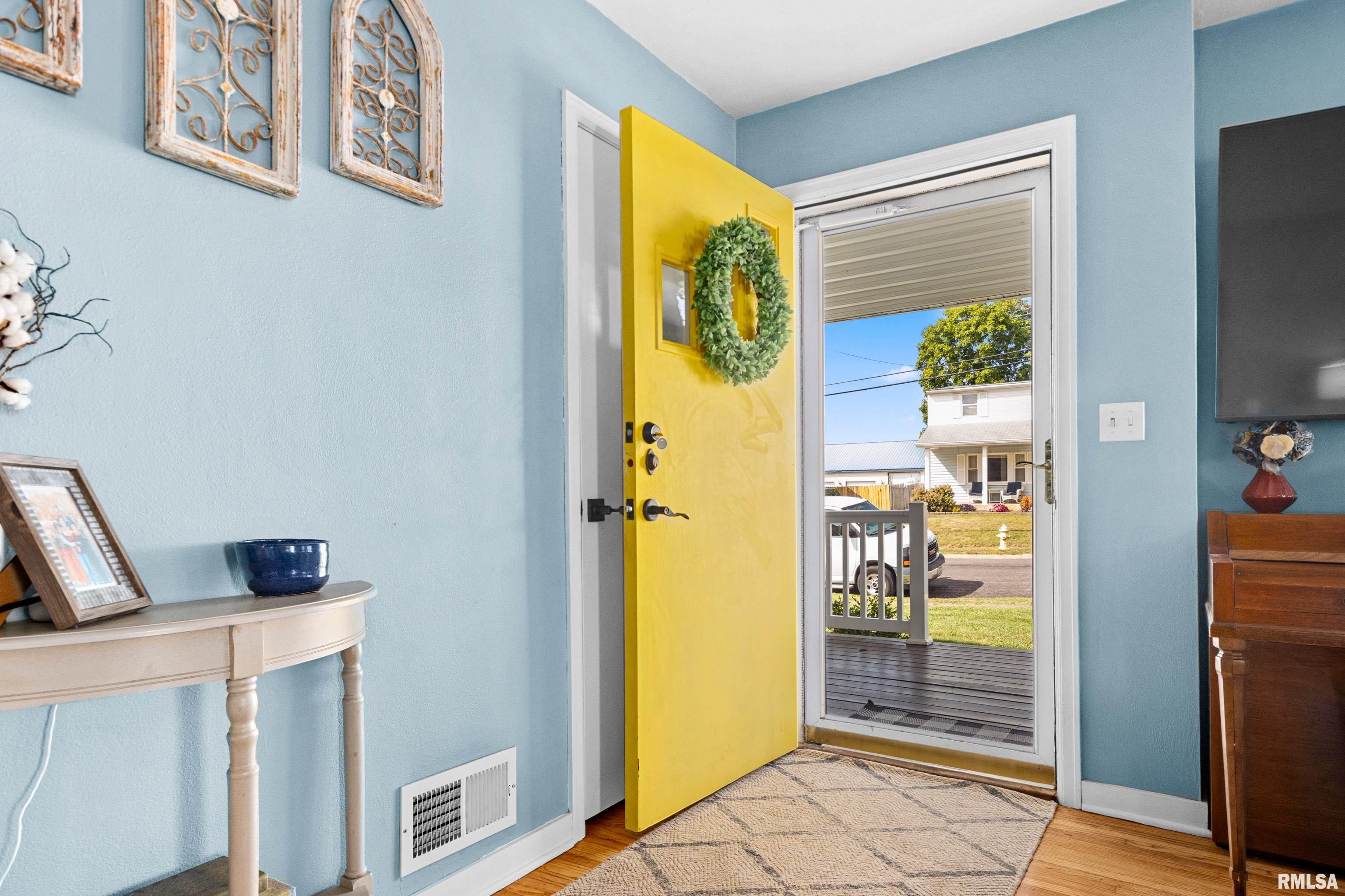 202 North Street Washington, IL 61571 - Photo 5 of 41