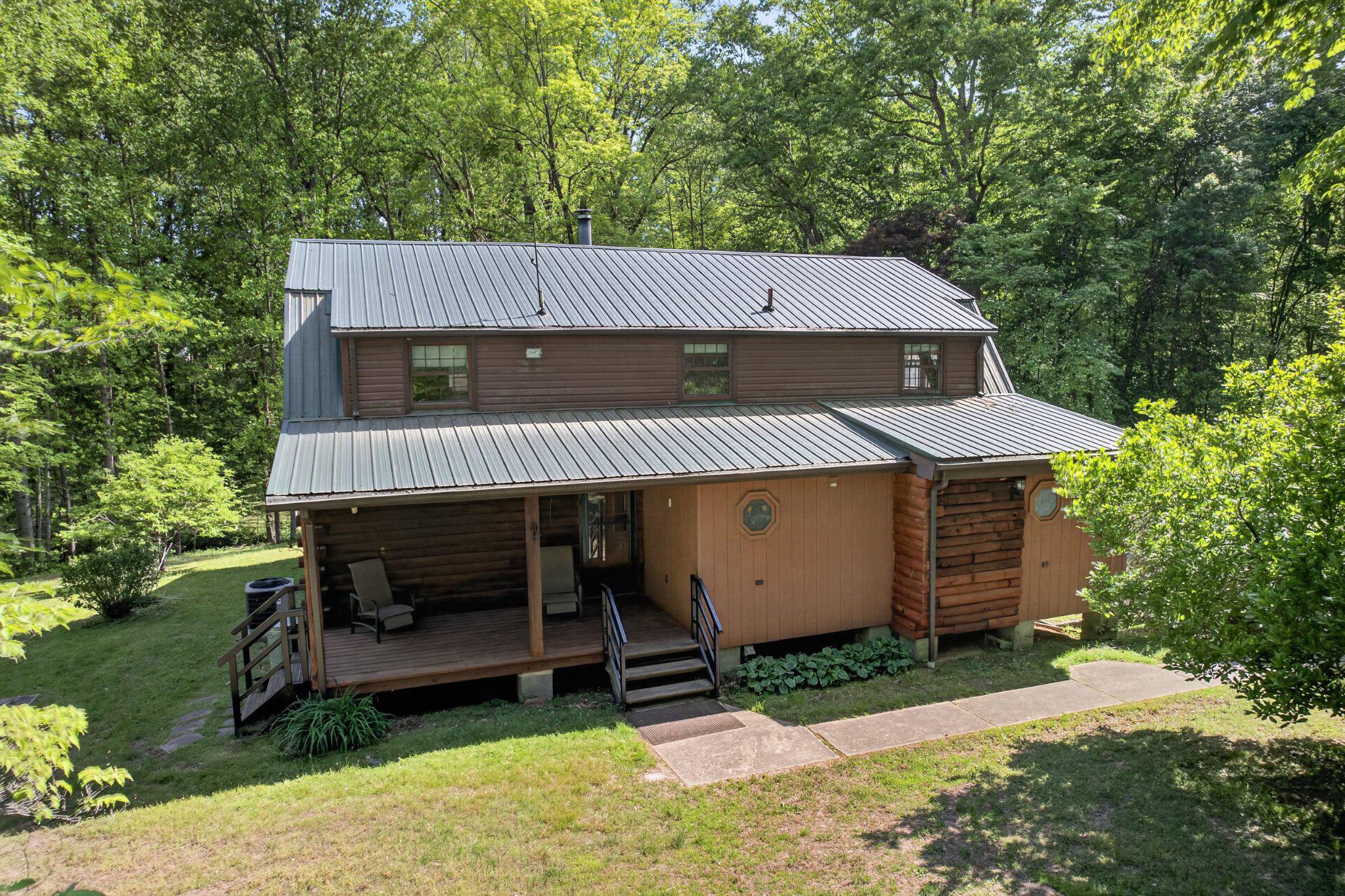403 Union Church Road Townsend, DE 19734 - Photo 10 of 73 Charming woodland retreat awaits you.