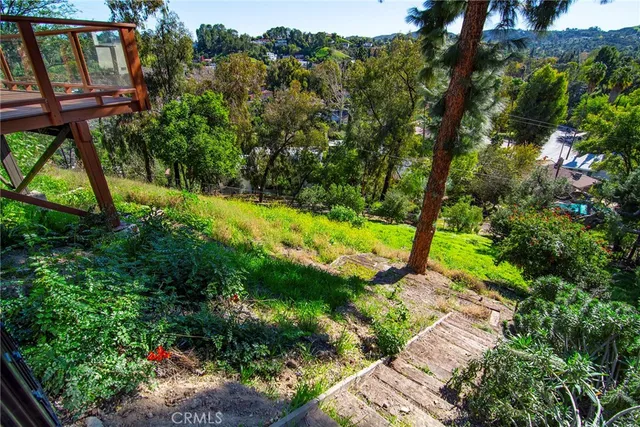 $5,500 | 22210 Miston Drive, Woodland Hills, CA 91364