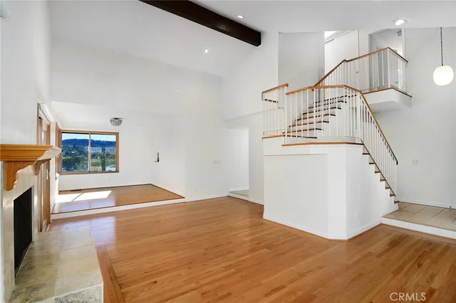 $5,500 | 22210 Miston Drive, Woodland Hills, CA 91364