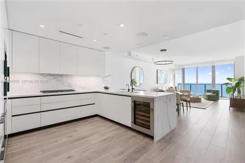 $2,995,000 | 1116 North Ocean Boulevard, Unit 1404, Pompano Beach, FL 33062