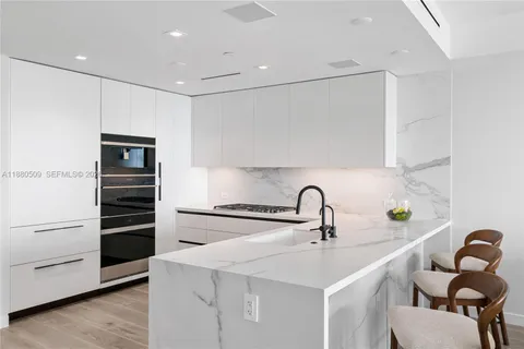 $2,995,000 | 1116 North Ocean Boulevard, Unit 1404, Pompano Beach, FL 33062