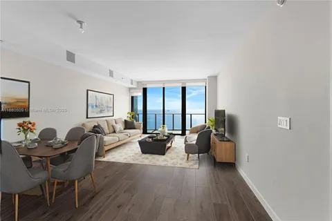 $2,995,000 | 1116 North Ocean Boulevard, Unit 1404, Pompano Beach, FL 33062