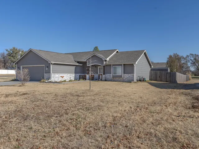 $215,000 | 1220 South Emporia Street, El Dorado, KS 67042