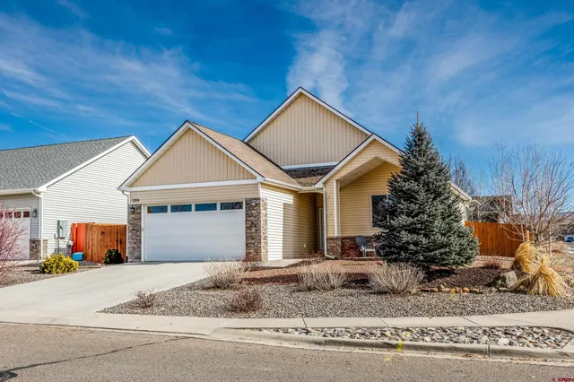 $410,000 | 1304 Fivemile Creek Avenue, Montrose, CO 81401
