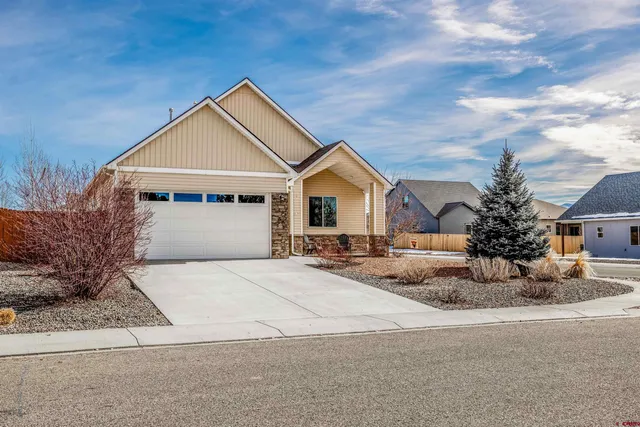 $410,000 | 1304 Fivemile Creek Avenue, Montrose, CO 81401