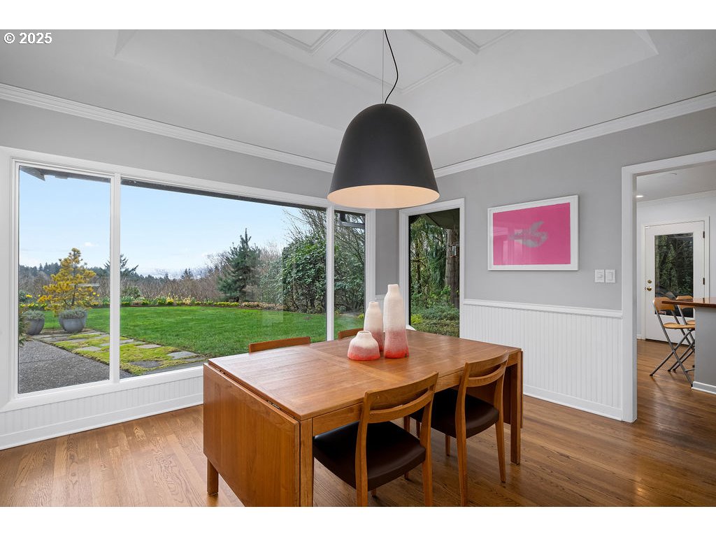 3925 Southwest Humphrey Boulevard Portland, OR 97221 - Photo 15 of 48