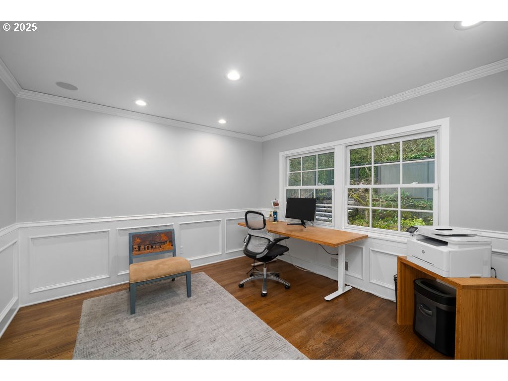 3925 Southwest Humphrey Boulevard Portland, OR 97221 - Photo 27 of 48