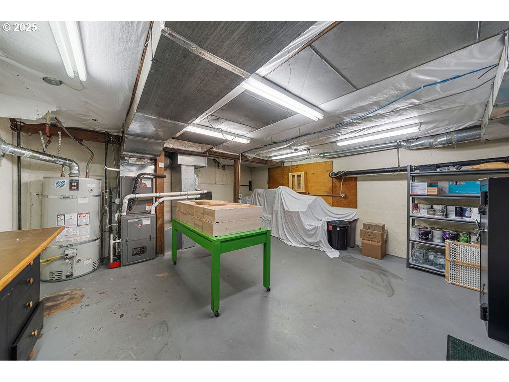 3925 Southwest Humphrey Boulevard Portland, OR 97221 - Photo 35 of 48