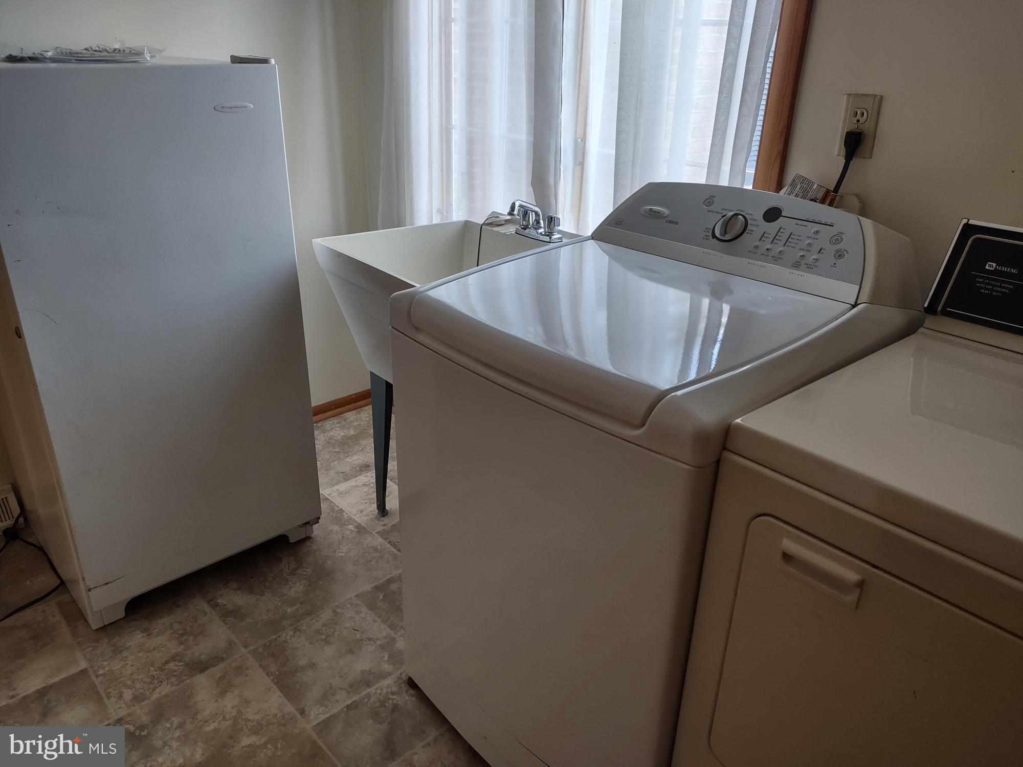 601 Rowe Drive Aberdeen, MD 21001 - Photo 44 of 52 a sink sitting next to a window