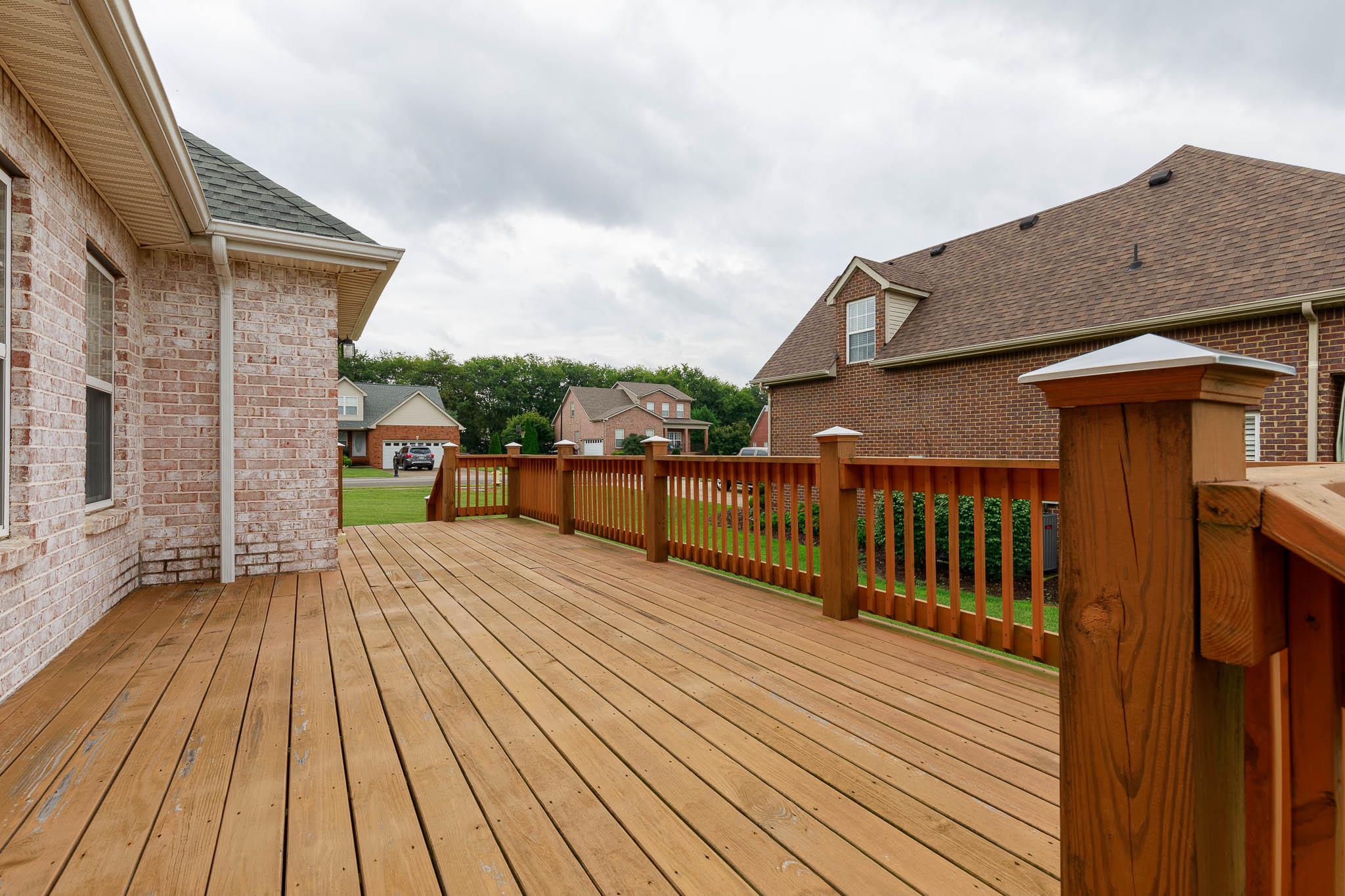 805 Renaissance Avenue Murfreesboro, TN 37129 - Photo 27 of 30 Spacious back deck perfect for any entertaining needs! 805 Renaissance Ave. Murfreesboro, TN 37129