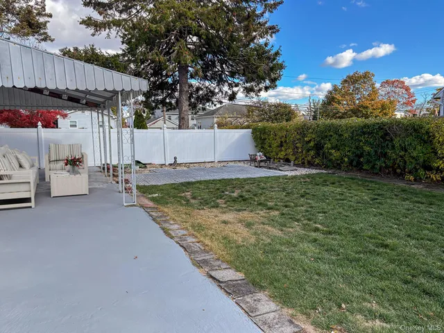 $629,000 | 1483 4th Street, West Babylon, NY 11704