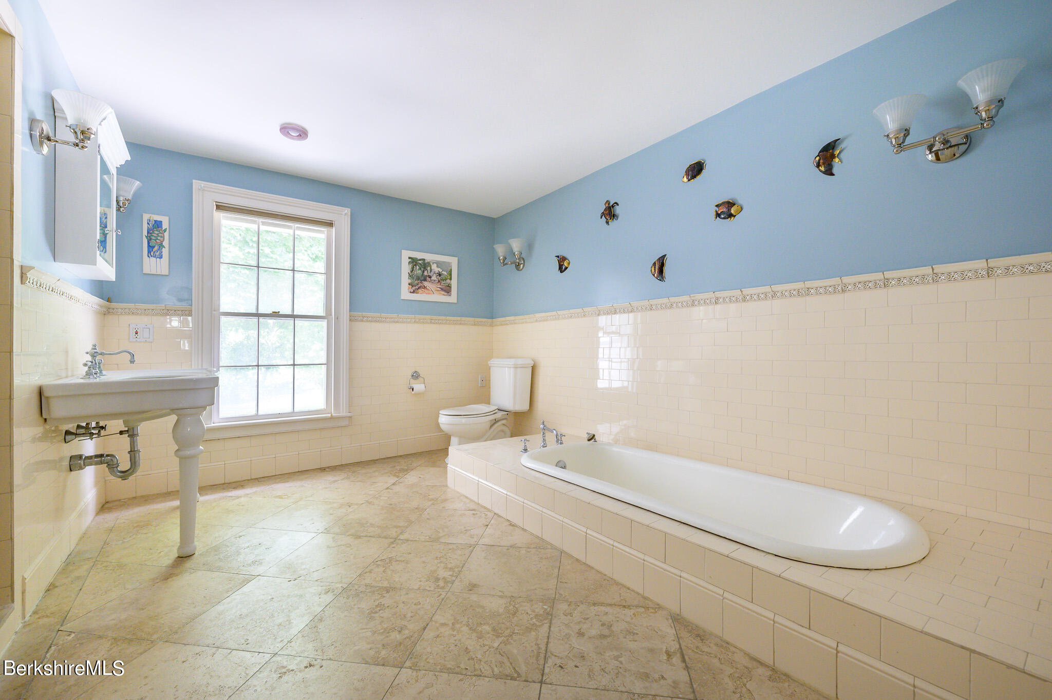 8 Prospect Hill Road Stockbridge, MA 01262 - Photo 50 of 60 a bathroom with a sink a toilet and a tub