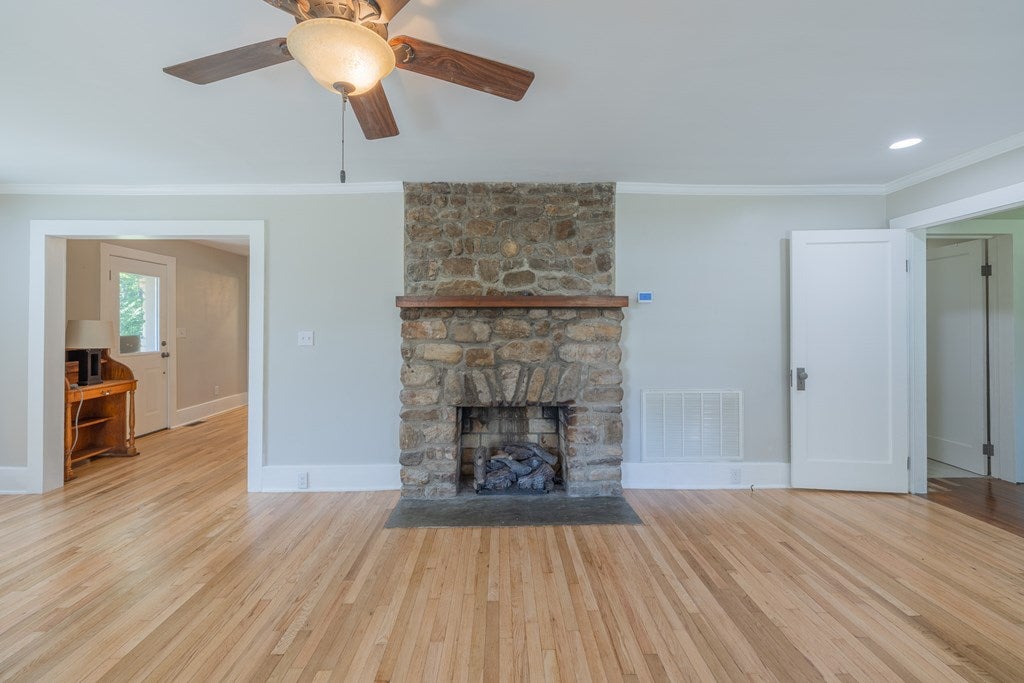 31232 Hollyfield Road Damascus, VA 24236 - Photo 10 of 46 Gallery Image 10