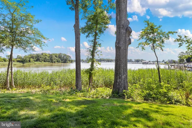 $618,800 | 14 Shore Drive, Colonial Beach, VA 22443