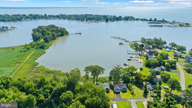 $618,800 | 14 Shore Drive, Colonial Beach, VA 22443