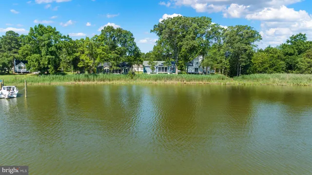 $618,800 | 14 Shore Drive, Colonial Beach, VA 22443