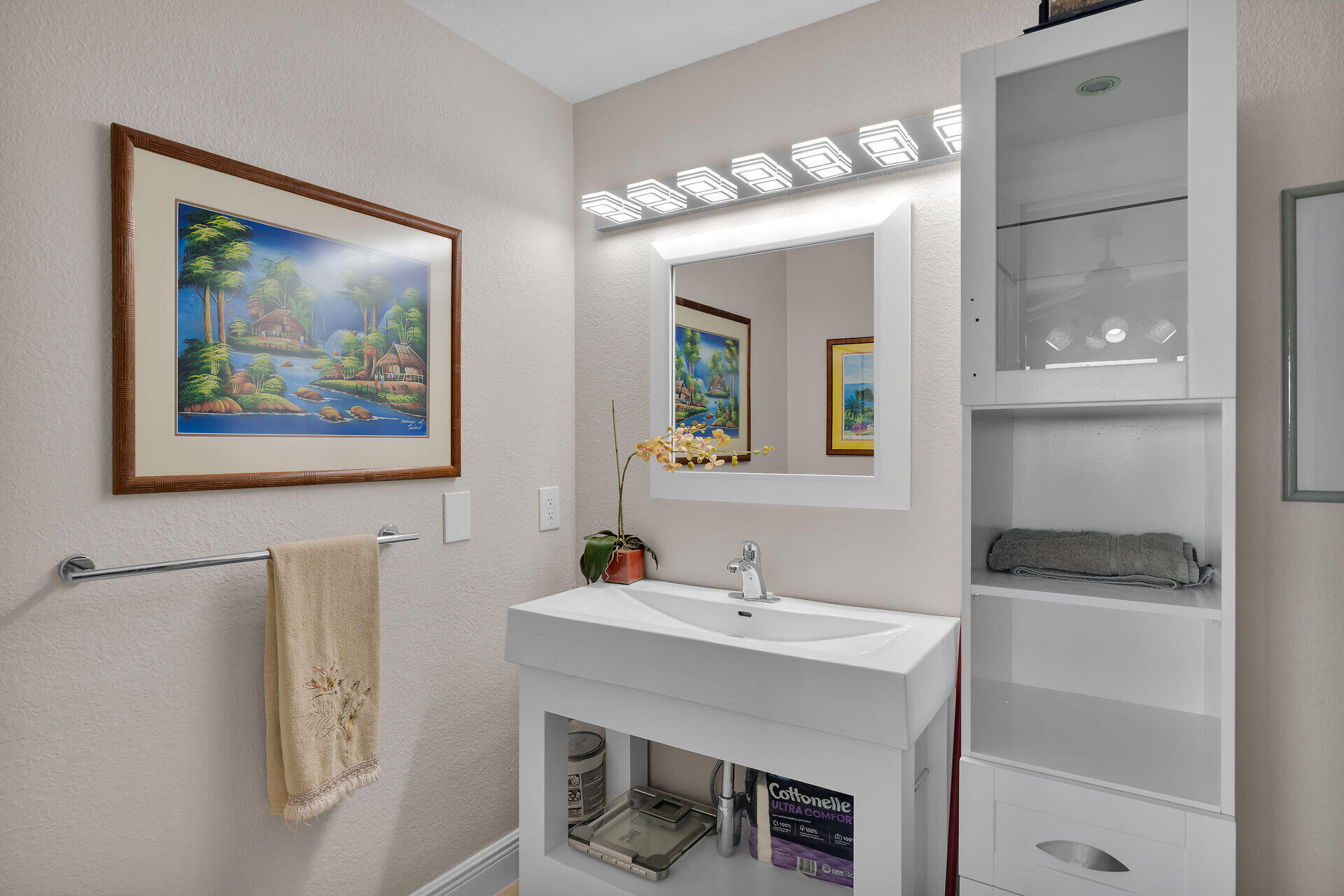 151 Lake Road Tavernier, FL 33070 - Photo 27 of 48 Ensuite Bathroom