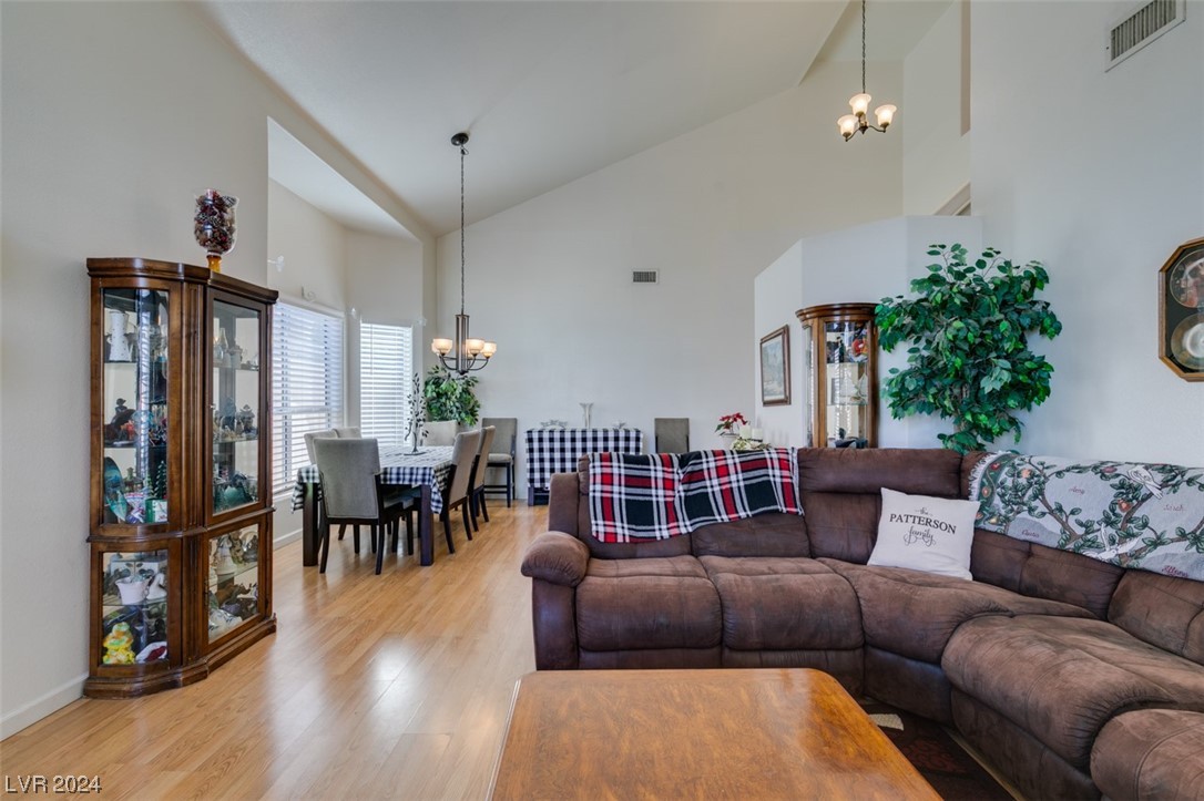 989 Broken Reed Court Henderson, NV 89015 - Photo 6 of 41