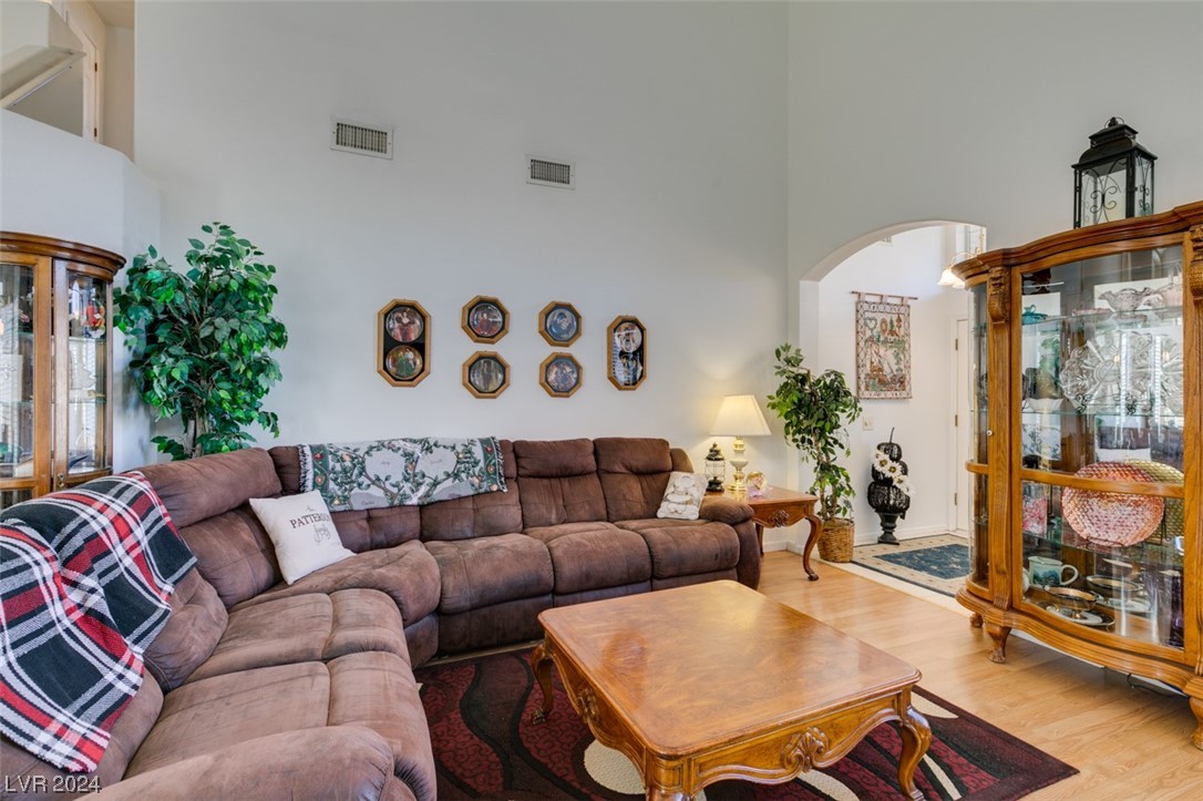 989 Broken Reed Court Henderson, NV 89015 - Photo 8 of 41