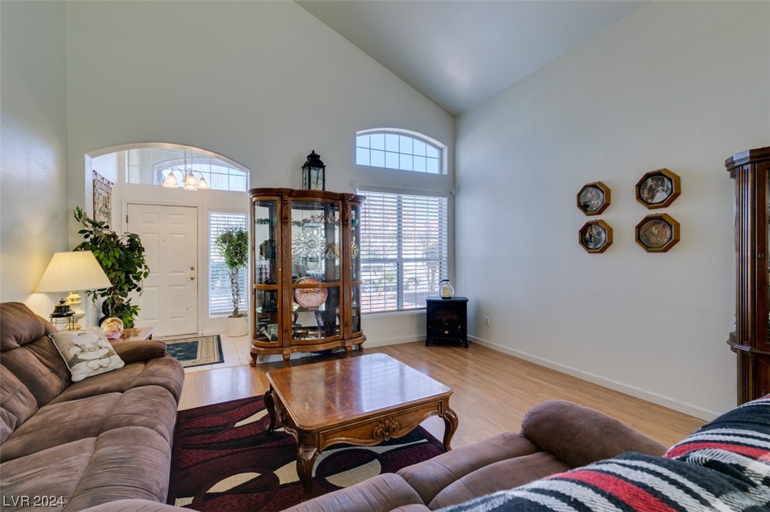 989 Broken Reed Court Henderson, NV 89015 - Photo 10 of 41