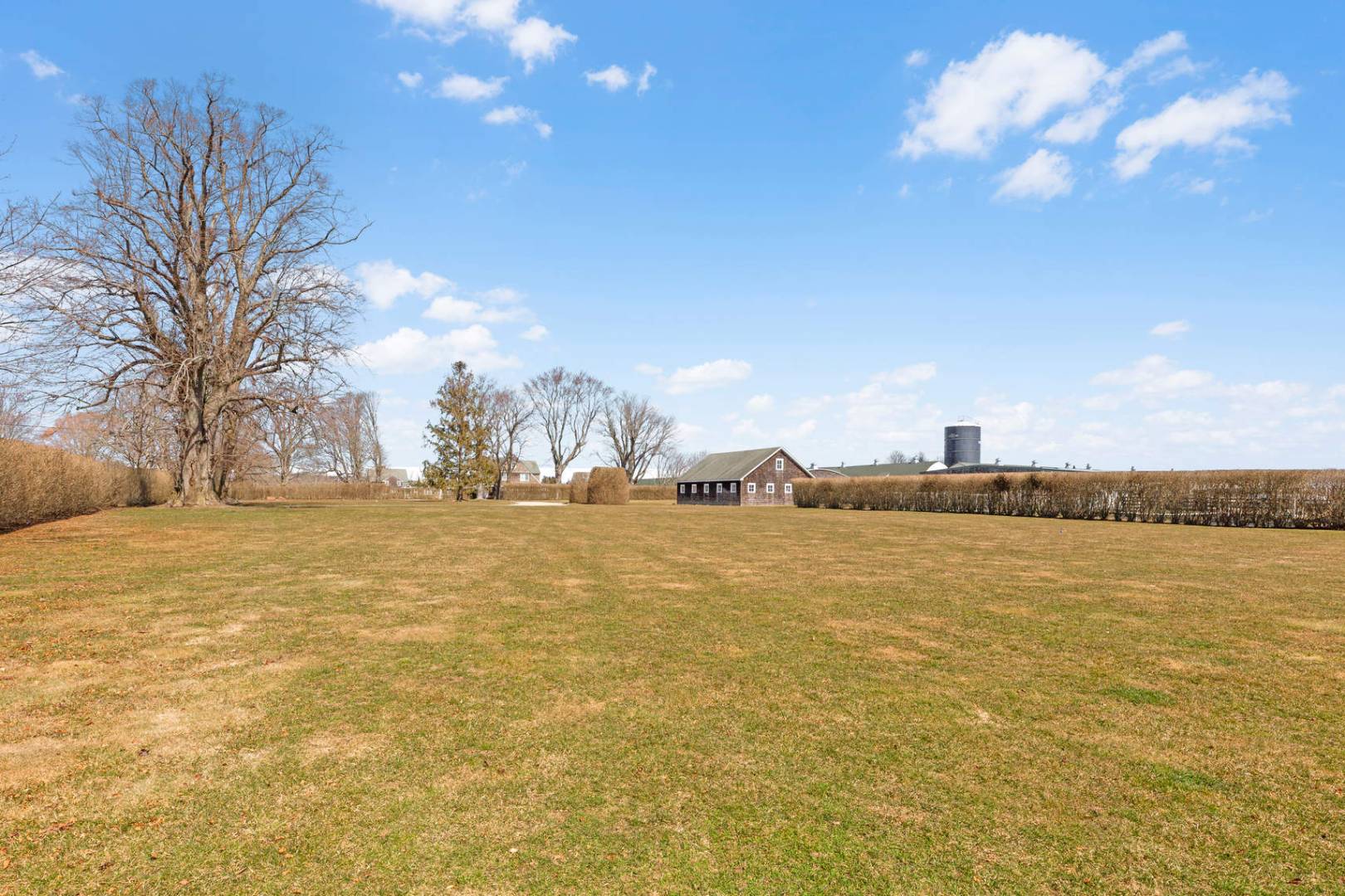 849 Hayground Road Water Mill, NY 11976 - Photo 12 of 31 a view of an ocean