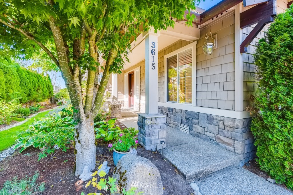3615 152nd Street Southeast Bothell, WA 98012 - Photo 3 of 27