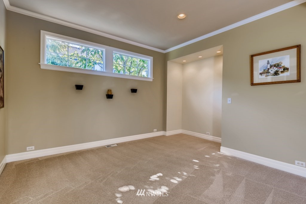 3615 152nd Street Southeast Bothell, WA 98012 - Photo 8 of 27