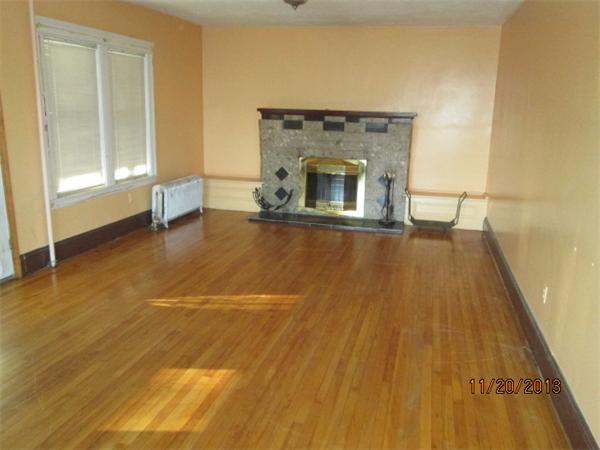 24 Wayside Road Worcester, MA 01605 - Photo 3 of 13 Gallery Image 3