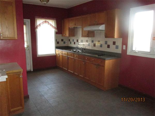 24 Wayside Road Worcester, MA 01605 - Photo 4 of 13 Gallery Image 4