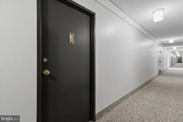 $3,200 | 1301 South Arlington Ridge Road, Unit 308, Arlington, VA 22202