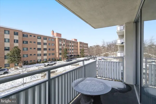 $2,995 | 1301 South Arlington Ridge Road, Unit 308, Arlington, VA 22202