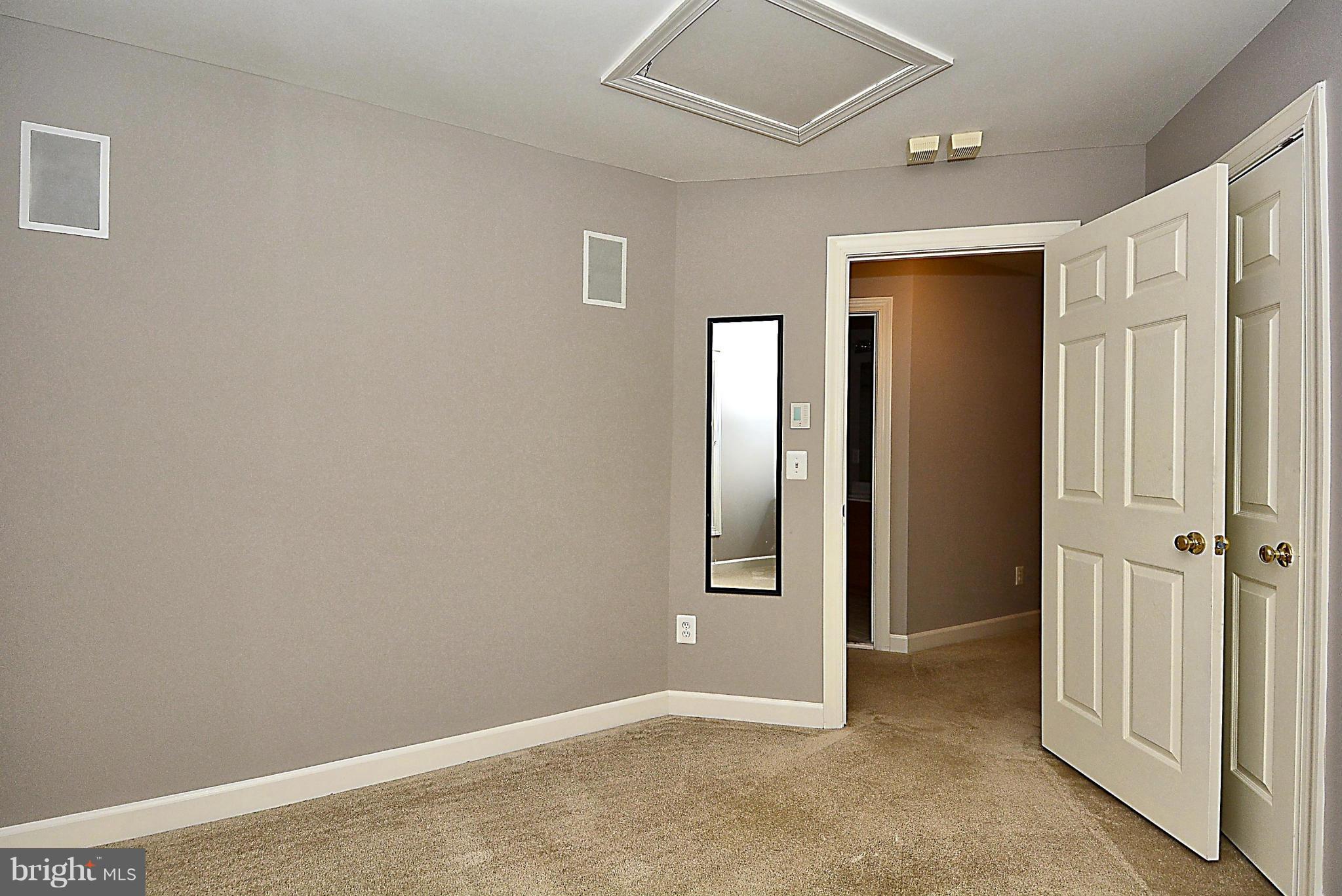 42991 Golf View Drive Chantilly, VA 20152 - Photo 12 of 23 Bedroom