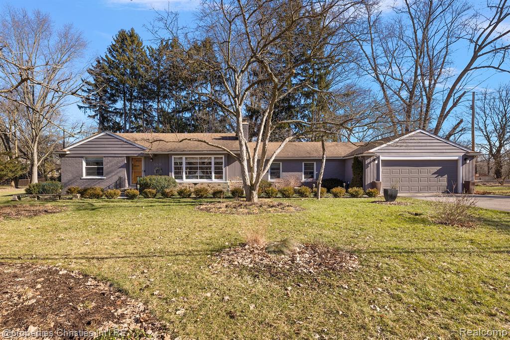 32630 Evergreen Road Beverly Hills, MI 48025 - Photo 1 of 37