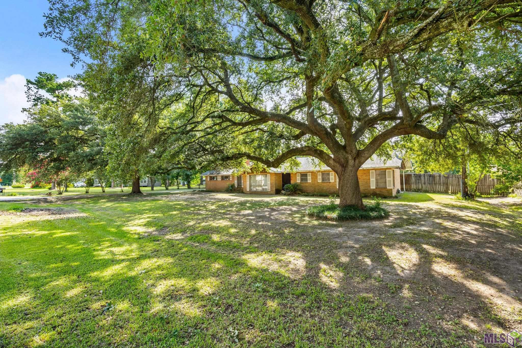 4355 Bluebonnet Road Baton Rouge, LA 70809 - Photo 1 of 15